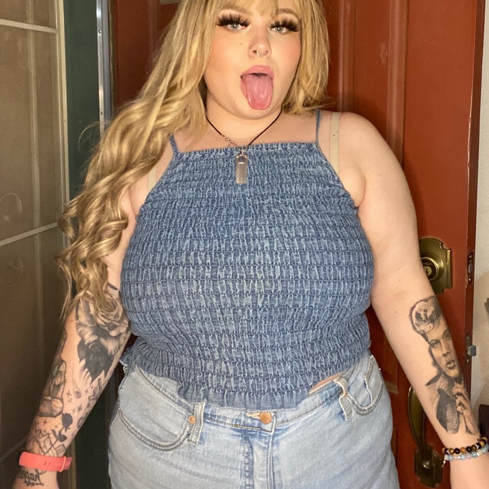 Halter scrunch top
